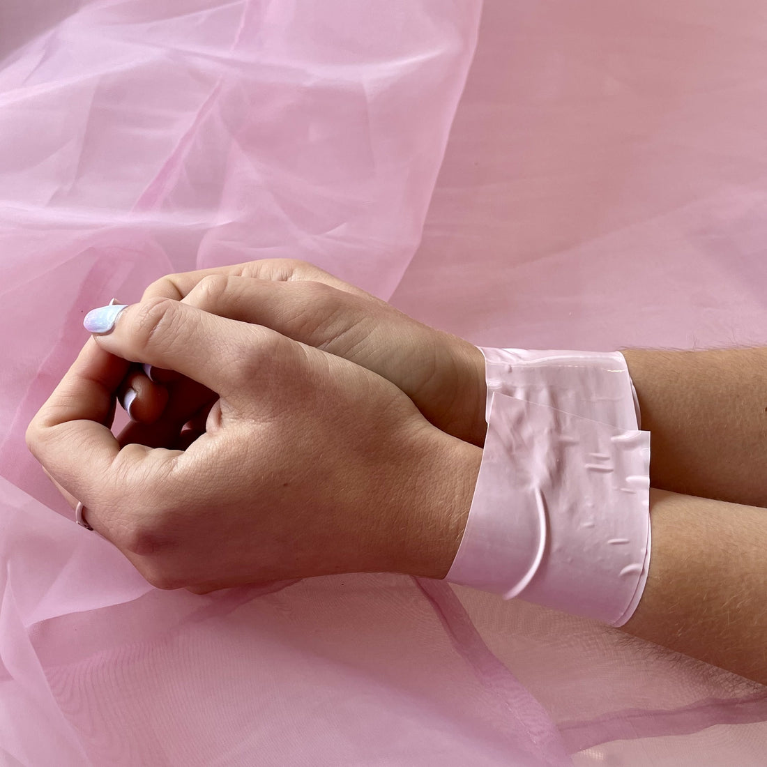 Blid bondage: Komplet guide til at komme i gang med japansk bondage og shibari